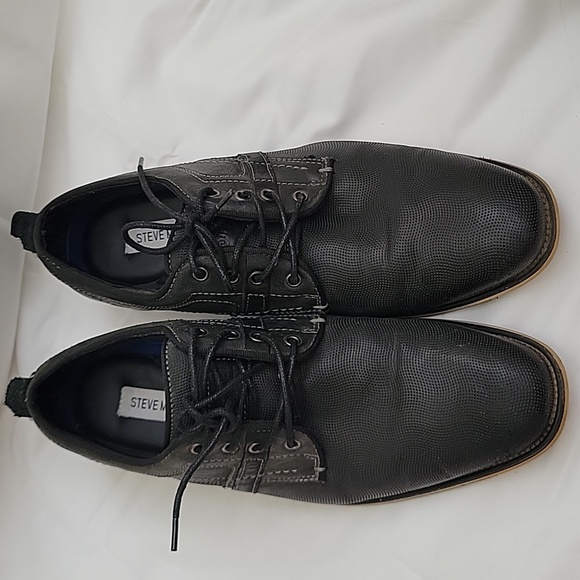 STEVE MADDEN Men's Oxfords. Style JASCO. Leather Upper. Size 10. Color Black. - Picture 3 of 13